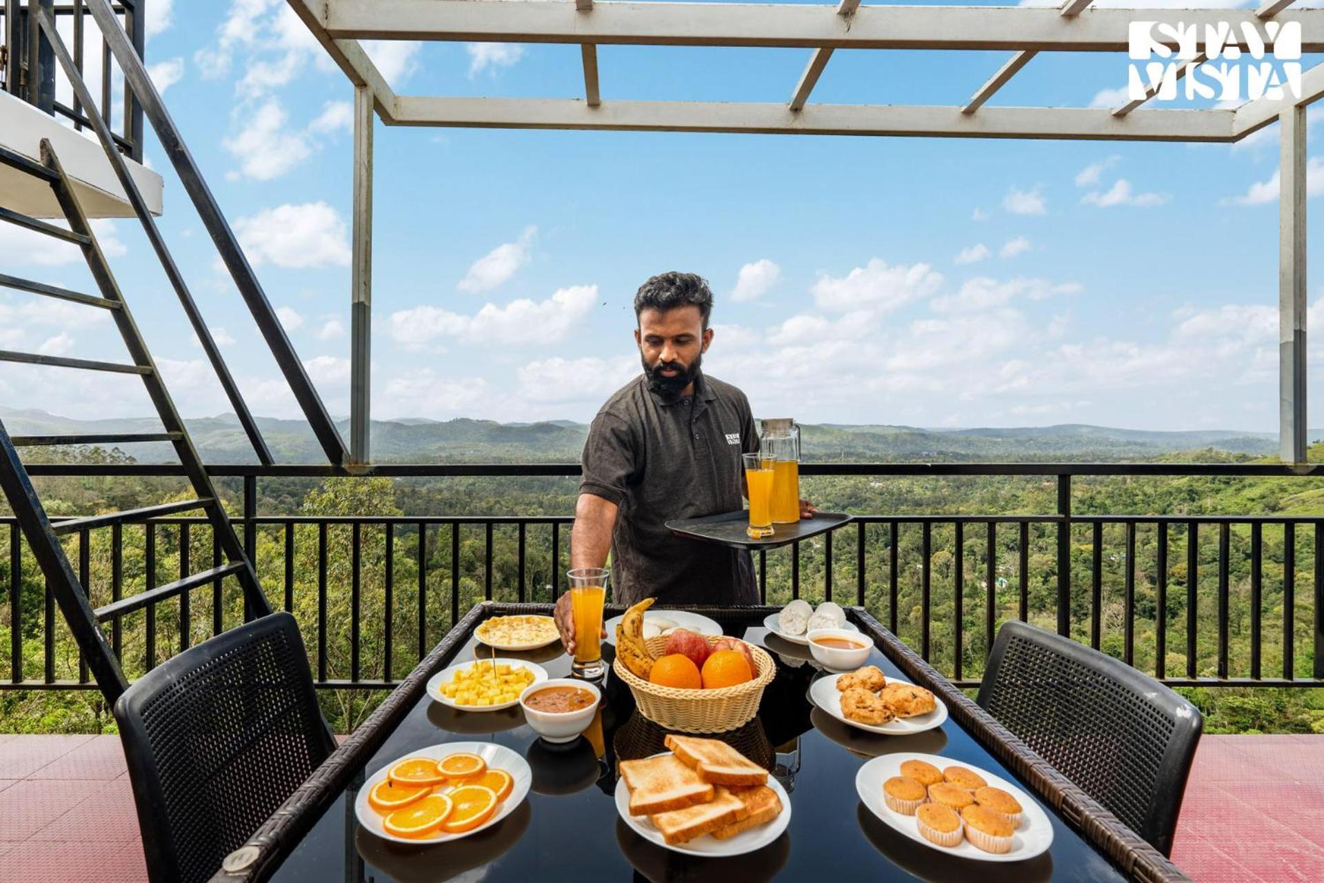 Stayvista At Titha Villa Santhanpara Экстерьер фото